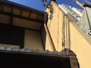 京都市中京区の個人住宅での防犯カメラ設置工事2